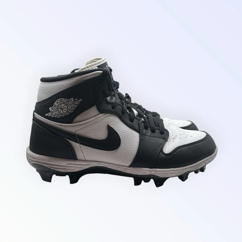 Jordan 1 Alpha Menace Mid Football Cleats Mens White Black Panda FJ6805-100 READ